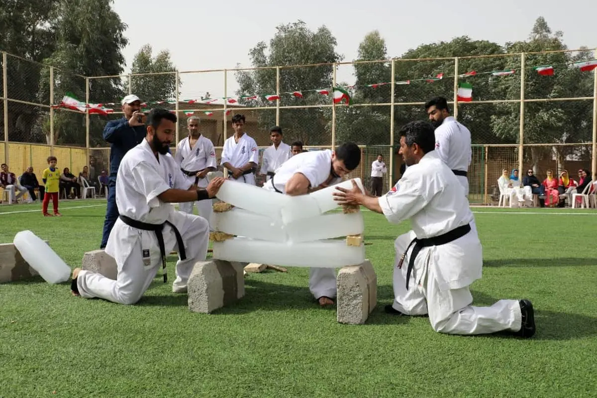 برگزاری نخستین جشنواره ورزشی «اتحاد اقوام ایرانی» در بندر خرمشهر/ رژه 171 ورزشکار