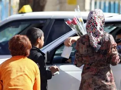 عدم پذیرش کودکان کار در بیمارستان‌ها تخلف است/اعلام آمادگی برای درمان اورژانسی کودکان بی‌هویت