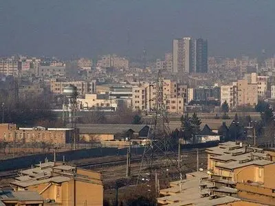 افزایش پایداری و سکون نسبی جو در استان مرکزی / هشدار زرد شماره 9 آلودگی هوا صادر شد