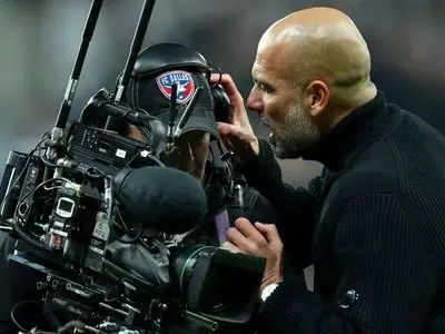 ویدئو: وقتی پپ بعد از برد هم دست‌بردار نیست‎!‎