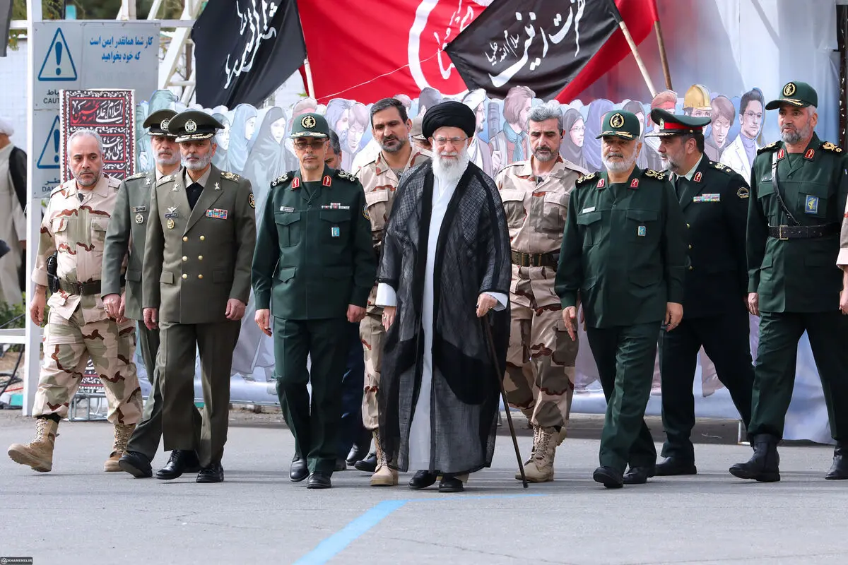 حضور و سخنرانی فرمانده کل قوا در مراسم دانش‌آموختگی دانشجویان دانشگاه امام حسین (ع)