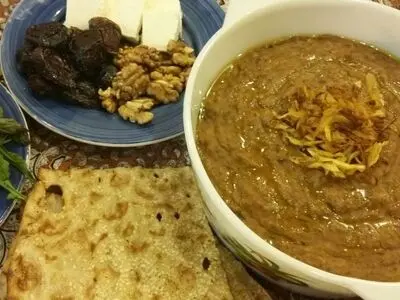 جشنواره آش و غذاهای‌سنتی در منطقه گردشگری بولاغلار نیر برگزار شد