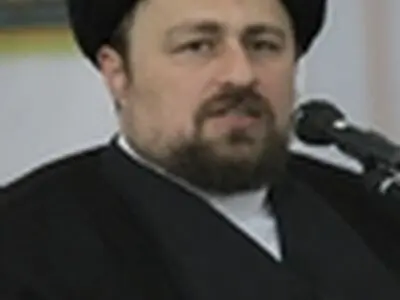 حجت‌الاسلام سیدحسن خمینی درگذشت والده احمدی‌نژاد را تسلیت گفت