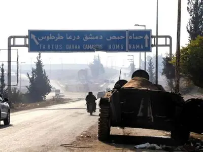الجيش السوري يعيد انتشاره في درعا والسويداء.. ويستعيد زمام الأمور في حمص وحماة