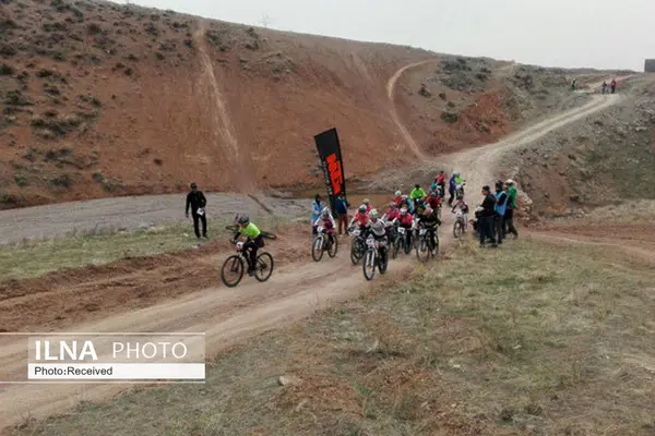 مسابقات جایزه بزرگ دوچرخه کوهستان در بوستان باراجین برگزار می‌شود
