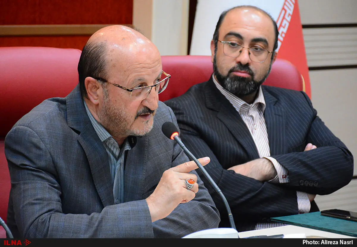 درگیری‌های سیاسی برای مردم آب و نان نمی‌شود/ با آمدن جوانان باید از صحنه کنار برویم