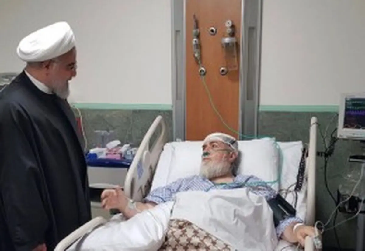 عیادت رییس جمهوری از حجت‌الاسلام والمسلمین شهیدی