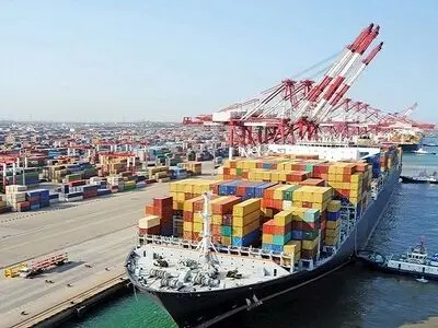 التجارة الخارجیة الإیرانیة بلغت 112 ملیار دولار العام الماضي
