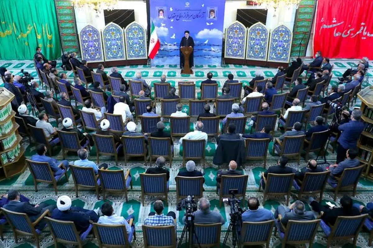از نظرات آزادگان به عنوان یکی از دغدغه‌مندترین اقشار جامعه، بهره گرفته شود