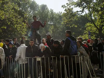 اتحادیه اروپا ۴۰۰ هزار پناهجو را اخراج می‌کند