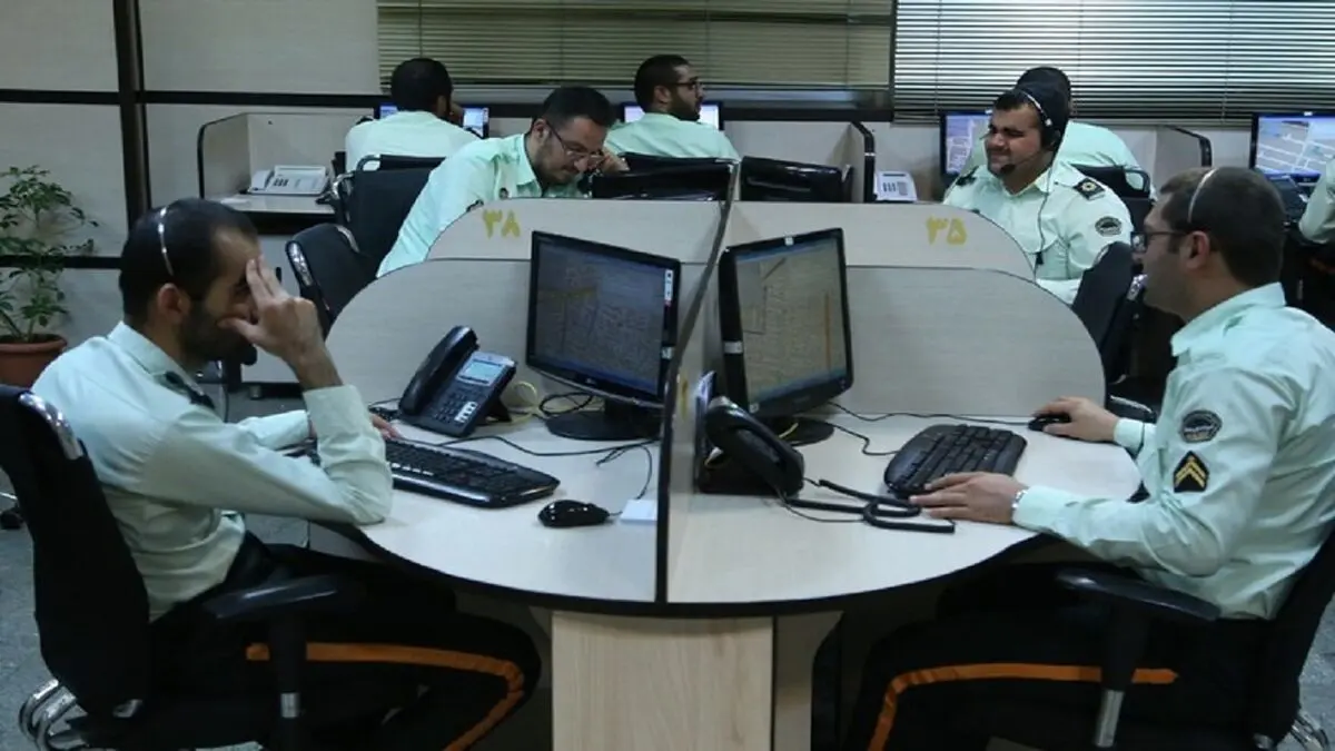 تماس عجیب یک زن با پلیس