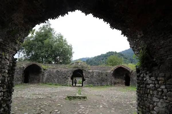 مرمت تنها کاروانسرای جنگلی ایران آغاز شد