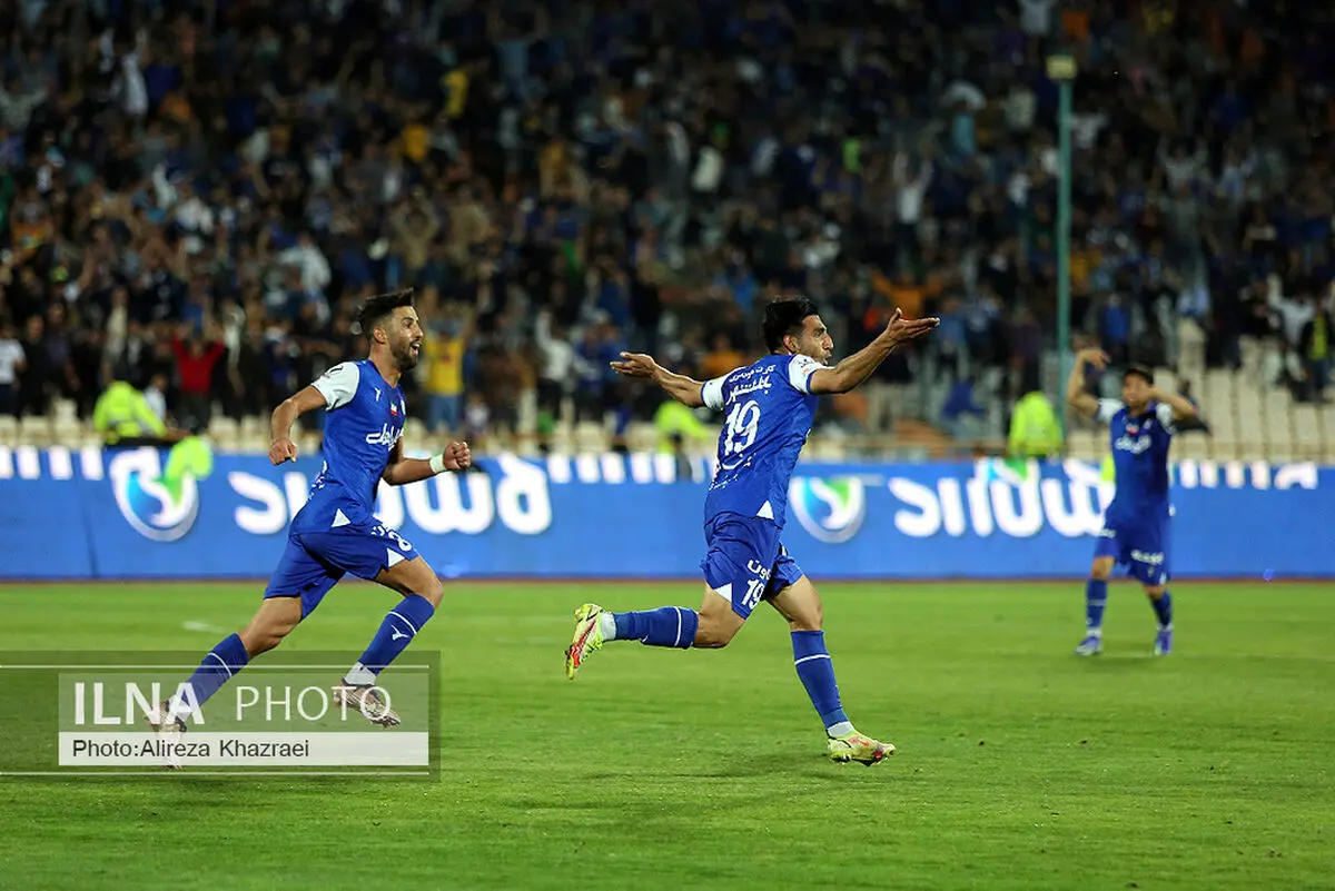 رضا میرزایی : امیدوارم با هواداران جشن قهرمانی بگیریم