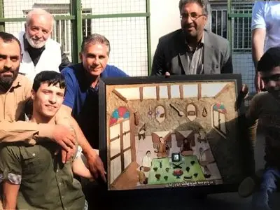 دعای بچه‌های بهشت رضا پشت سر تیم ملی است / آقای خیابانی کی روش قهرمان شود هم اشک میریزی؟