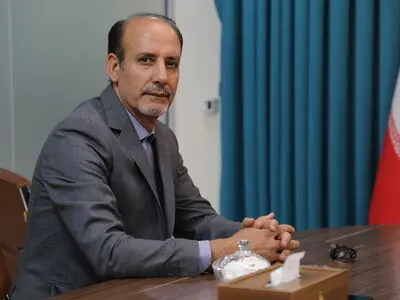 باید بین اهداف و قدرت ملی‌ تعادل برقرار کنیم/ در یک بزنگاه تاریخی سخت قرار داریم/ گشایش‌هایی با ایده‌های جدید و دیدگاه‌های نو حاصل شود