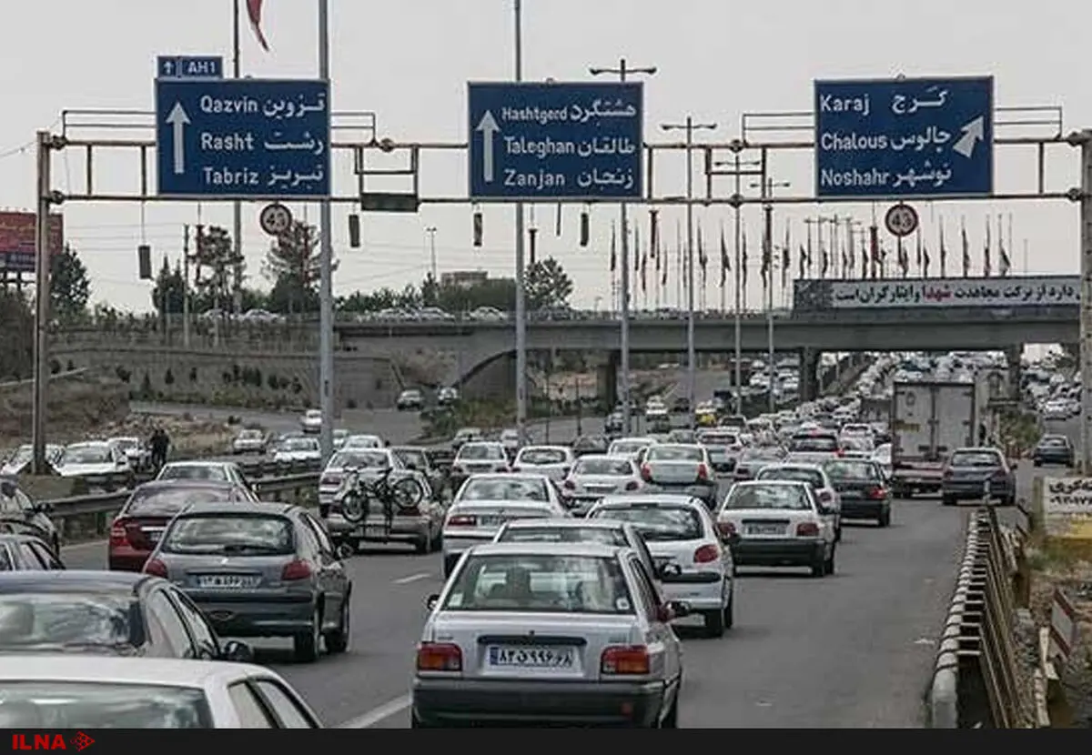 بارش باران در اکثر محورهای استان مازندران/ترافیک نیمه سنگین در محورهای مواصلاتی شمال کشور