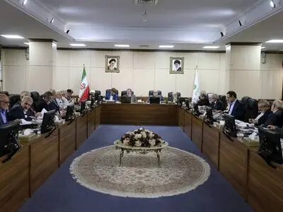 «اصلاح نظام بانکی و مهار تورم»، «وضعیت بانک های ناتراز ناسالم»
