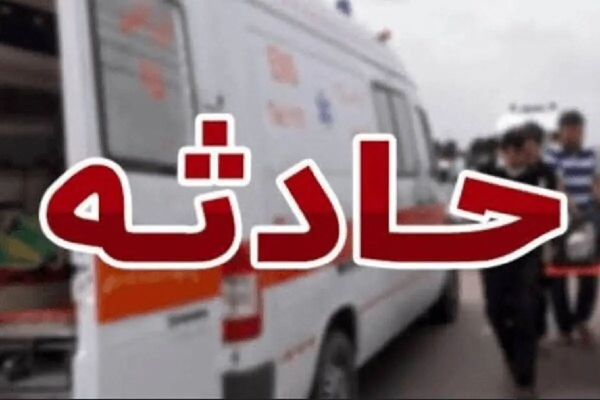بازهم واژگونی مینی‌بوس سرویس کارگران/ مصدومیت ۸ کارگر در ابرکوه
