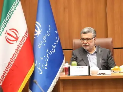وزیر بهداشت: سال ۲۰۲۵ سال صلح برای کارکنان سلامت باشد

