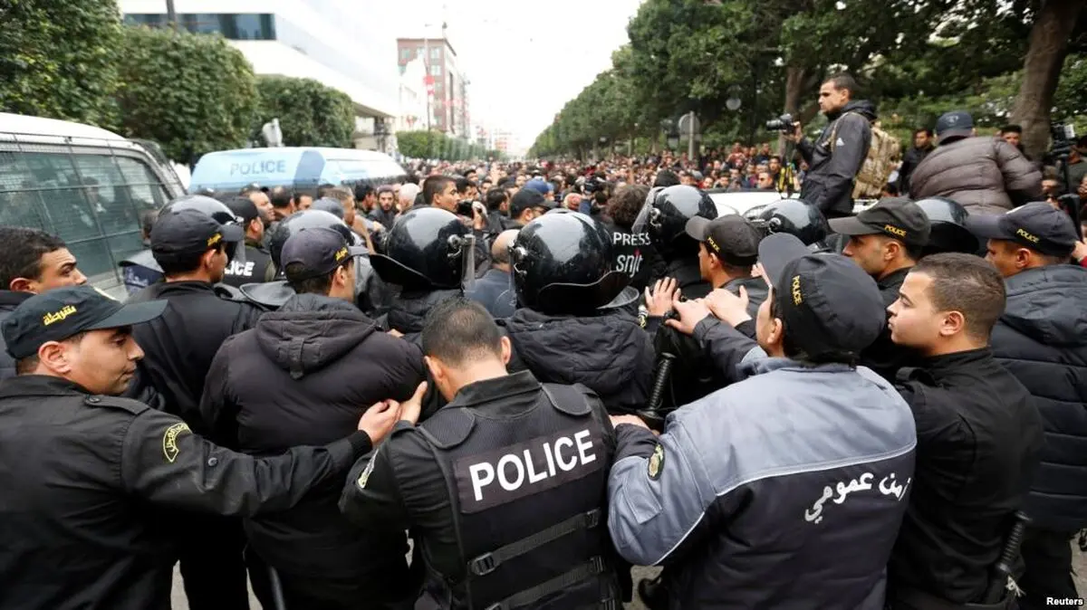 ۱۵۰ نفر دیگر در ادامه تظاهرات‌ها در تونس بازداشت شدند 