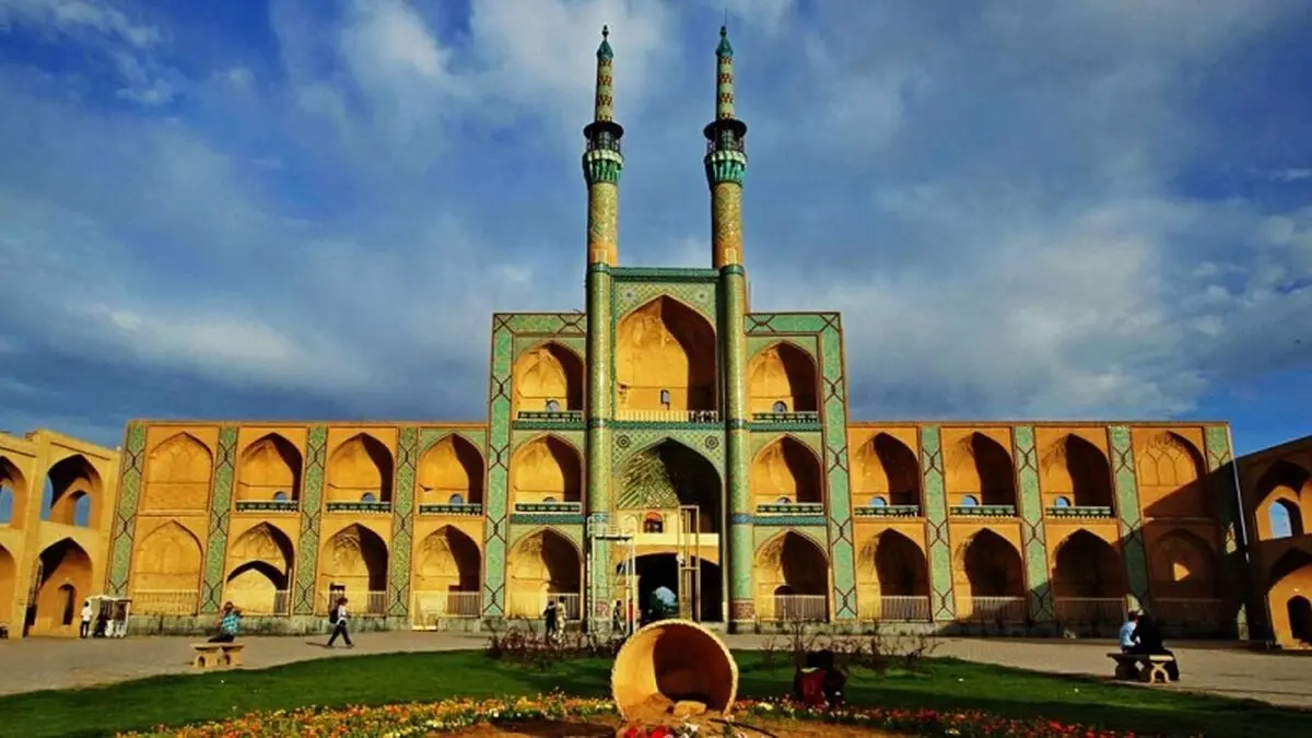 ضرورت کنترل و هدایت ترافیک در ایام نوروز/ پیش‌بینی حضور یک میلیون گردشگر در یزد
