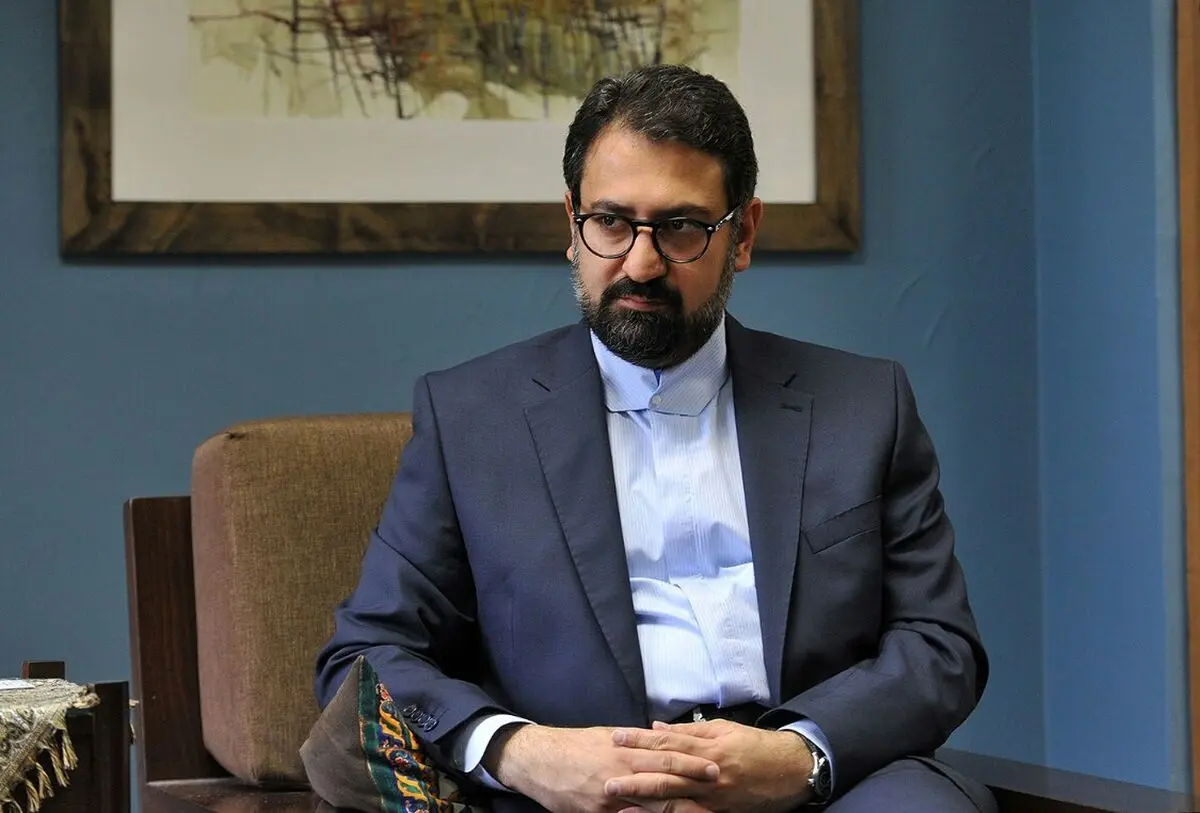 بسا بزرگان و استادانِ تارِ امروز در مکتب او نکته‌ها آموختند