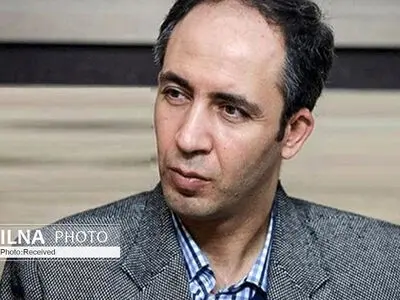  دهه‌ی ۹۰ دهه‌ی فرصت‌سوزیِ اقتصاد ایران بود/ نیازمند اصلاحات اساسی به نفع کارگران هستیم/ برای زندگی در کلانشهرها باید حداقل ۱۰میلیون تومان درآمد داشت