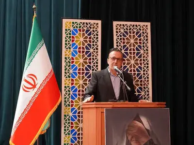 حماسه دفاع مقدس بدون پشتوانه خانواده شهدا رقم نمی‌خورد