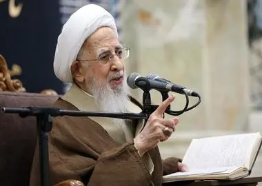 آیت‌الله جوادی‌آملی: ملت ایران هرگز آغازگر تجاوز نبوده اما هیچ مهاجمی را امان نمی‌دهند