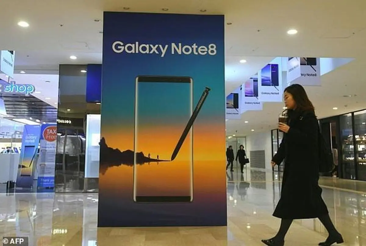 Samsung criticized for limiting access to Galaxy Store Services