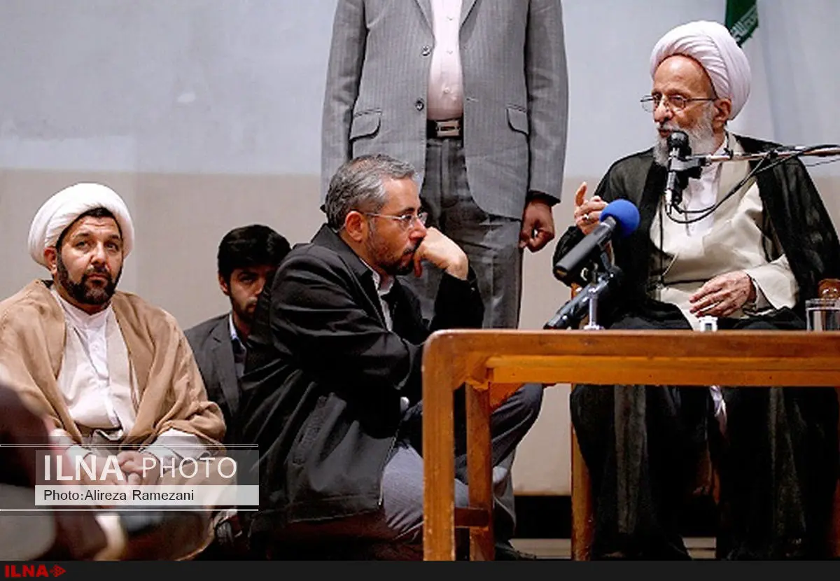 کنگره جبهه پایداری به تعویق افتاد