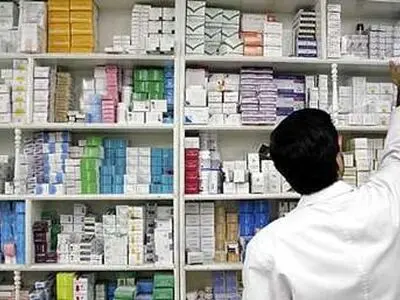 پیشتازی داروخانه‌های هلال احمر در طرح پرونده الکترونیک سلامت
