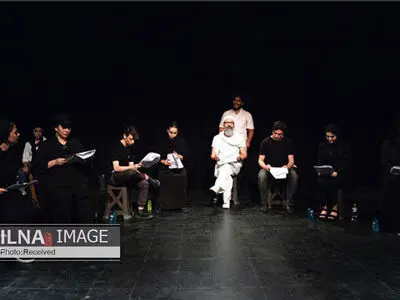 حین نوشتن خودم را جای مخاطب می‌گذارم/ نگاهم به متن همیشه اجرایی است