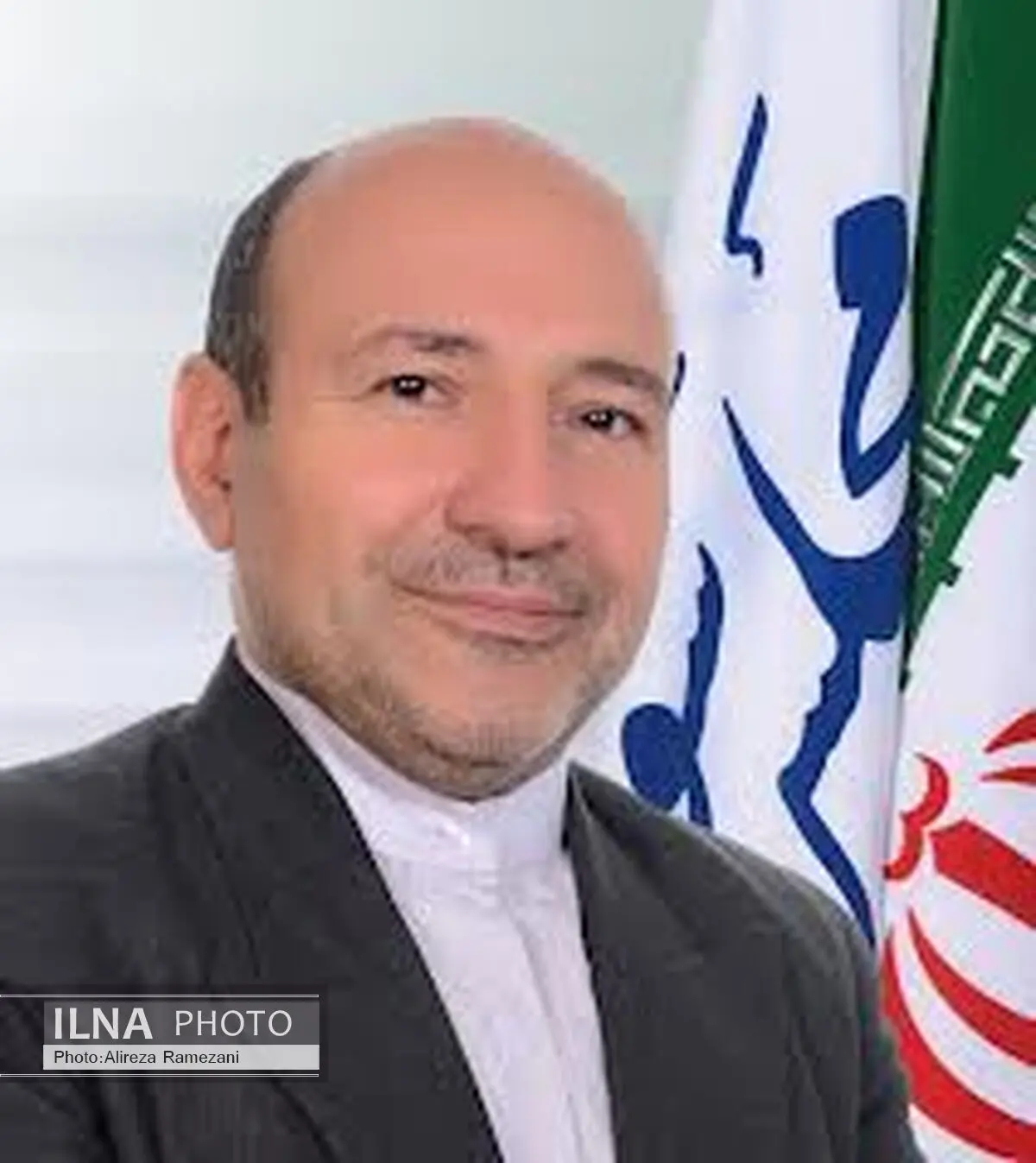 سرمایه گذاری در صنایع نفت، گاز، پتروشیمی و معادن توجیه اقتصادی بیشتری دارد