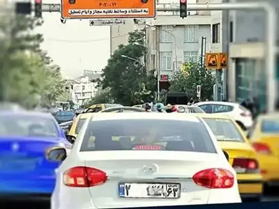اعمال قانون بیش از ۳۶۰۰ خودرو فاقد معاینه فنی در شیراز