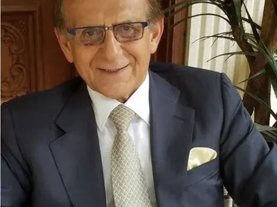 بزرگترین ضربه سیاست نئولیبرالی بر تولید ملی وارد شد/اصرار دولت به تثبیت نرخ ارز موجب تشکیل بازارهای سیاه می‌شود/دولت در ایران می‌خواهد آقای بخش خصوصی باشد