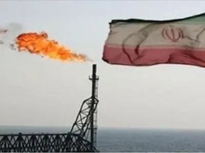 مشعل سومین سکوی فاز ١٢ روشن شد