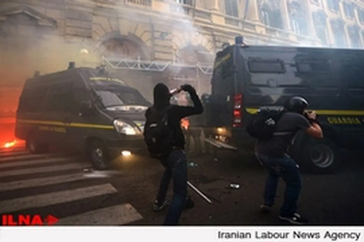 پلیس ایتالیا با کارگران معترض درگیر شد