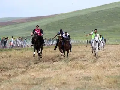 جشنواره فرهنگی‌ ورزشی عشایر آذربایجان‌ شرقی برگزار شد