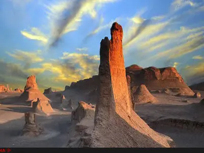 زلزله به آثار و بناهای تاریخی شهداد در کرمان آسیب نزد