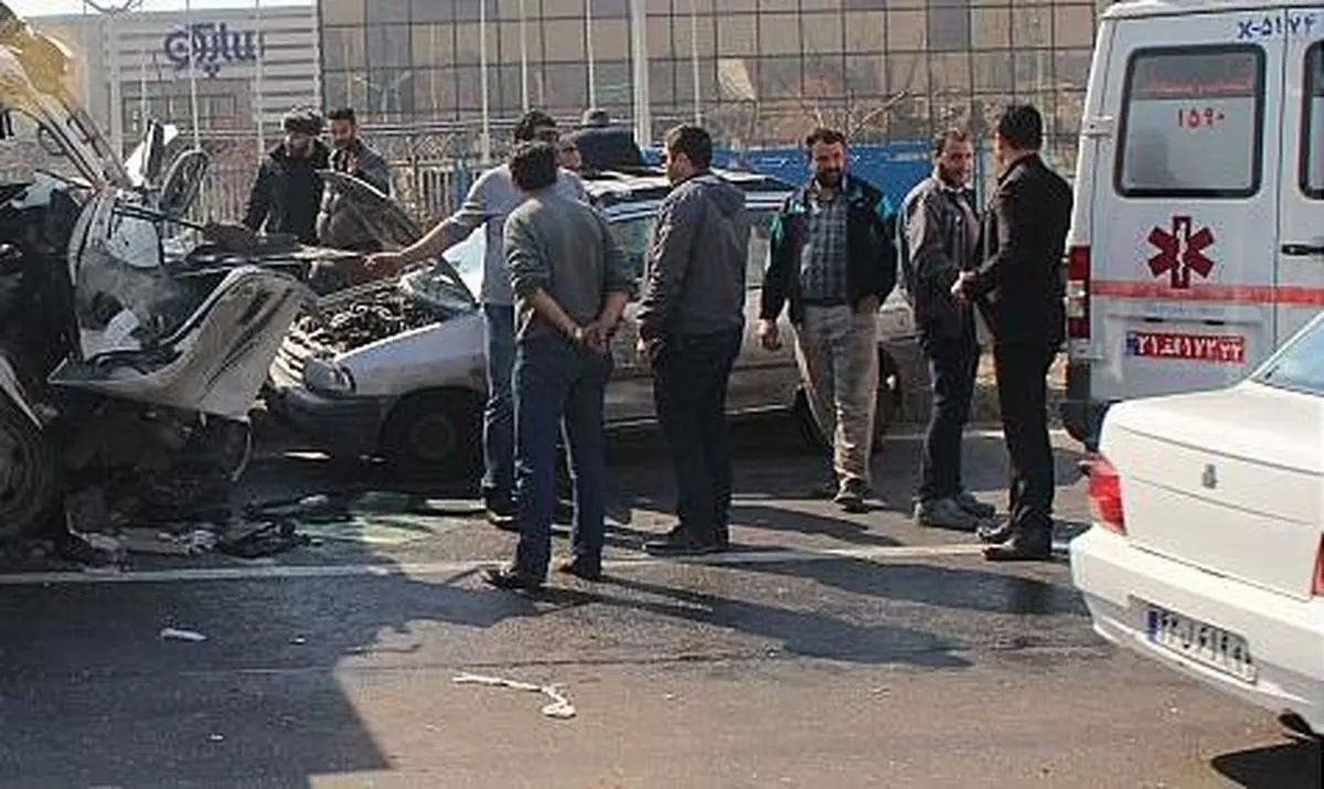 برخورد شدید چهار خودرو در جاده مخصوص کرج