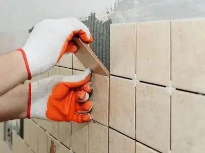 چگونه کاشی بین کابینتی نصب کنیم