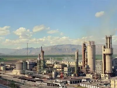 پتروشیمی شیراز قطب بزرگ صنعتی فارس است
