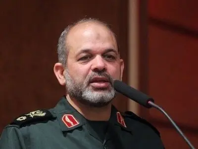دشمن نمی‌تواند به انقلاب اسلامی ما لطمه بزند