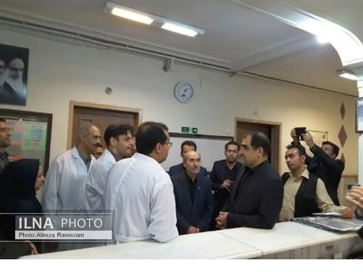 بازدید شبانه وزیر بهداشت از بیمارستان شفا یحیاییان
