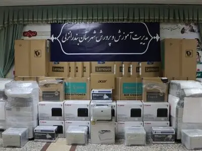 اهدای تجهیزات آموزشی به مدارس روستایی در انزلی