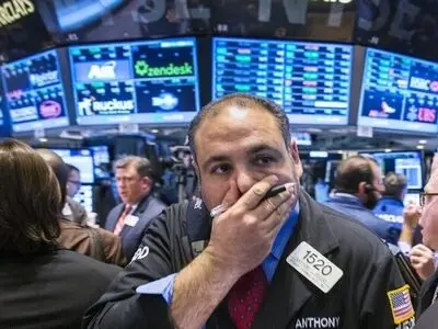 توقعات بارتفاع برمیل النفط إلى 75 دولارا إذا تجاوز توقف السعودیة 6 أسابیع