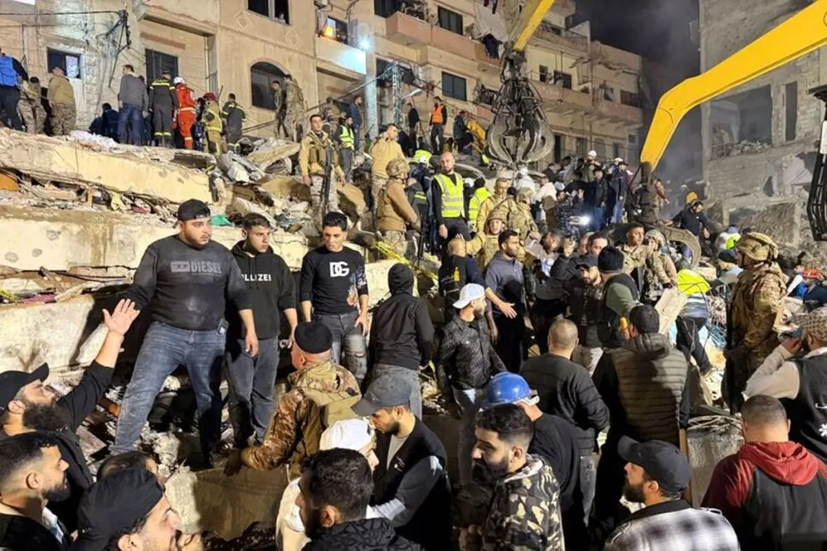 افزایش تلفات حادثه ریزش یک ساختمان در لبنان؛ ۱۳ تن جان باختند