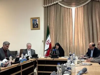 انسداد مسیر ورود دارو به ایران از طریق تحریم‌های مالی، جنایت علیه بشریت است