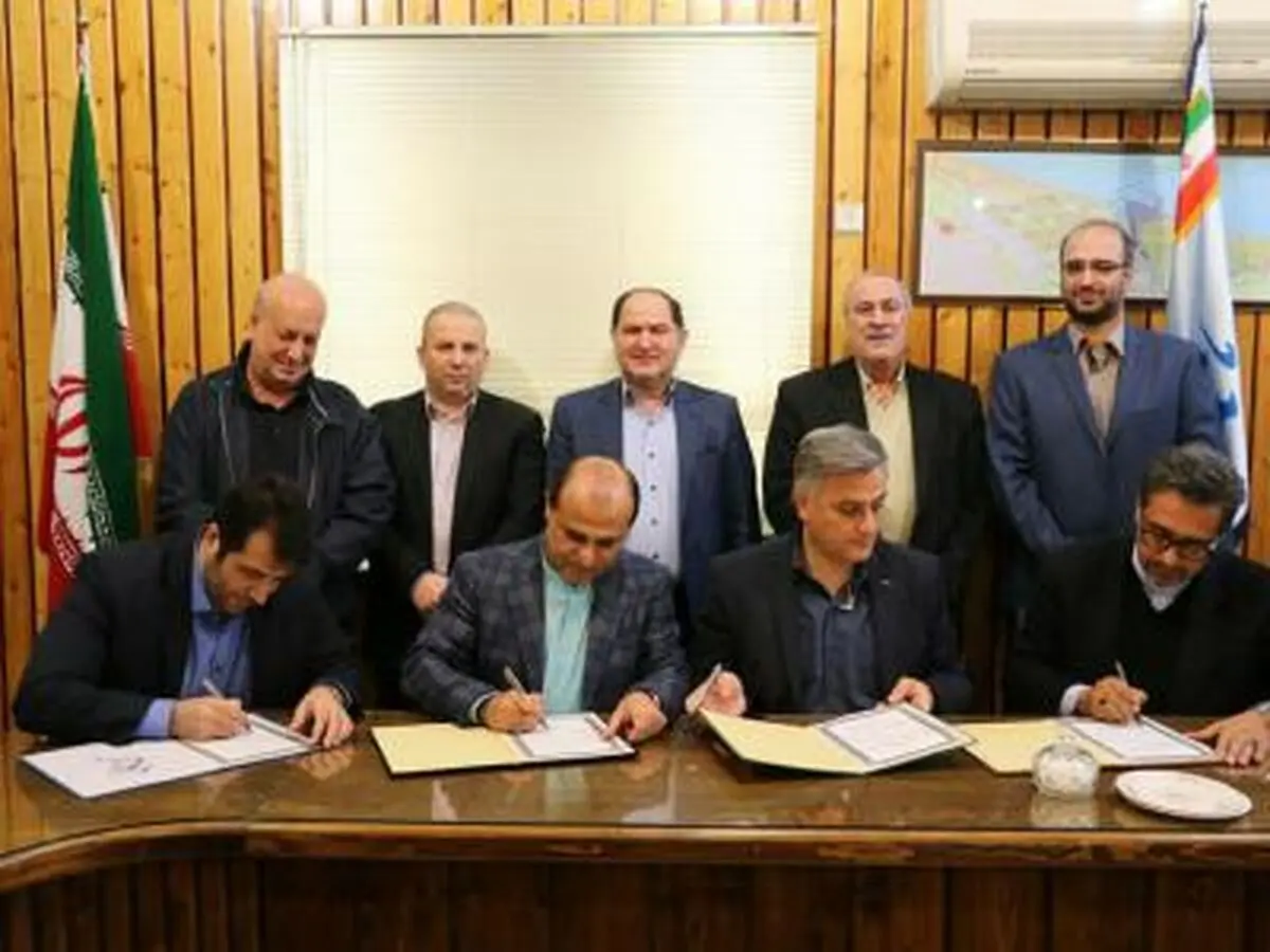  نشست فرماندار با مسئولان شهری بندر انزلی 